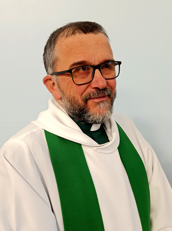 Adam Wells